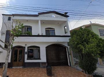 Casa de 4 habitaciones, Ramos Arizpe · Bonita Casa en Coahuila