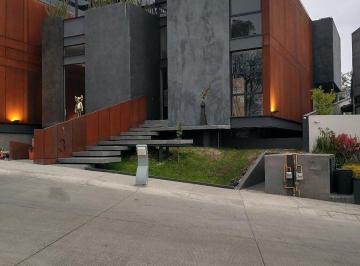 ccf7780e4651dda2a90477e1a9deb2c7b260db389be5098dd0bb64f02e67f24e · Residencia de Lujo en Venta en Bosque Real 27.2 Mdp · 702 m²