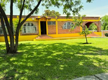 Casa · 450m² · 5 Recámaras · 7 Estacionamientos · Temixco Morelos, Granjas Merida