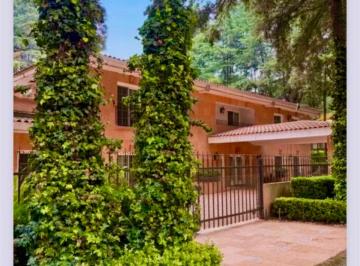 Casa de 4 habitaciones, Ocoyoacac · Casa en Venta en Hacienda Jajalpa con 1,708 m² de Terreno, Bosque Privado y Alberca Techada
