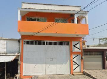 Casa de 4 habitaciones, Veracruz · Casa de 120 m² con 4 Recámaras en Venta en Panaderos