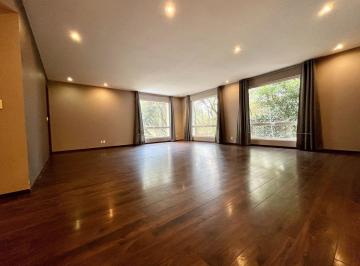 Departamento · 246m² · 3 Recámaras · 4 Estacionamientos · Deapartamento en Renta en Lomas de Bezares Arbolada