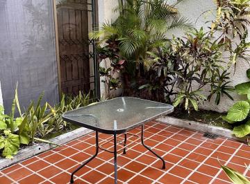 Casa · 325m² · 3 Recámaras · 2 Estacionamientos · Casa en Colonia Aguila