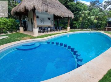 Casa · 3 Recámaras · 2 Estacionamientos · Casa en Venta con Amplios y Cómodos Espacios