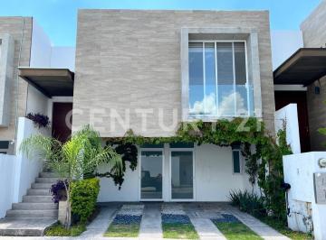 Casa · 233m² · 3 Recámaras · 2 Estacionamientos · Casa Amueblada en Renta en San Telmo Sur, Rancho Santa Mónica, Aguascalientes