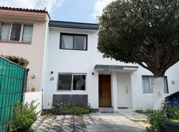 1bf7745c01d827447efccde0b465197f7f85735763a6e57cec80340978cb3c1f · Casa en Renta por Ciudadela