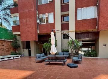 Casa en condominio · 332m² · 4 Recámaras · 2 Estacionamientos · Casa en Condominio en Venta en Colonia Florida con Chimenea y Cocina Remodelada