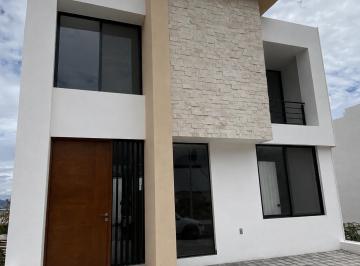 Casa en condominio de 4 habitaciones, Querétaro · Hermosa Casa Nueva en Venta Nuevo Refugio