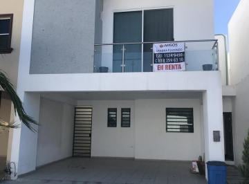 Casa · 170m² · 3 Recámaras · 2 Estacionamientos · Casa - Fraccionamiento Privadas del Canadá