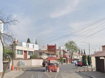 Casa de 2 habitaciones, Coyoacán · Remate Bancario - Casa en Coyoacán