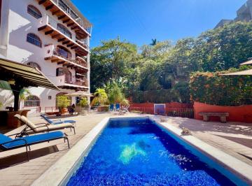 Departamento de 3 habitaciones, Puerto Vallarta · Departamento en Venta de 3 Recámaras, Puerto Vallarta, a Solo 1 Km del Malecón