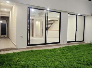 Casa de 2 habitaciones, Cuernavaca · Hermosa Casa Nueva con Excelentes Espacios