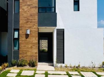 Casa · 3 Recámaras · 2 Estacionamientos · Casa en Renta en Residencial Esmeralda San Mateo Atenco