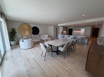 Departamento · 256m² · 3 Recámaras · 2 Estacionamientos · Departamento en Renta en Sls Bahia Beach