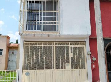 Casa · 120m² · 3 Recámaras · 1 Estacionamiento · Ex Hacienda de Santa Ines Bonita Casa con Ampliaciones
