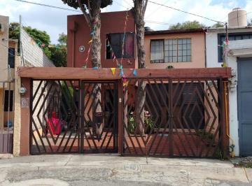 Casa · 144m² · 4 Recámaras · 2 Estacionamientos · Ensueños Cuautitlan Izcalli Casa con Terreno de 214 m²