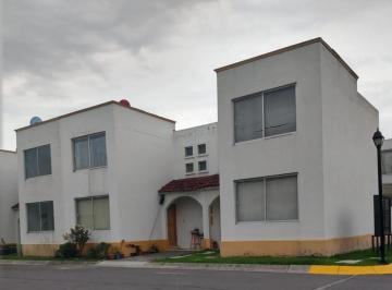 Casa en condominio de 2 habitaciones, San Mateo Atenco · Casa en Venta en El Dorado, San Mateo Atenco