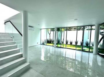 Casa en condominio de 4 habitaciones, Zapopan · Casa Totalmente Remodelada en Coto en Puerta del Valle, Zapopan Jal.