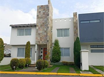 Casa de 3 habitaciones, Toluca · Casa en Venta en Hacienda San Jose