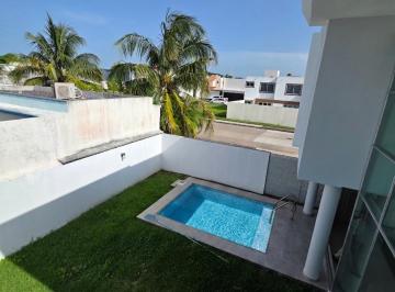 Casa de 4 habitaciones, Medellín · Residencia en Renta en Fraccionamiento Palmas – 4 Recámaras, Alberca Privada y Doble Altura