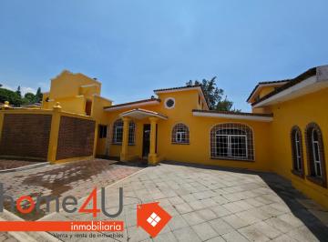 Casa en condominio de 3 habitaciones, Cuernavaca · Casa de un Nivel en Condominio de 3 Casas