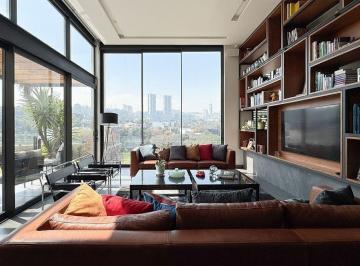 9ecff5d9c4a2ee4df1fe13aa8dc677fdadda4b7b017c64b2d1172345af6d028d · Casa en Venta en Bosque Real - 4 Recámaras, 460 m² de Construcción