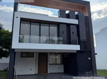Casa · 287m² · 4 Recámaras · 2 Estacionamientos · Renta Casa Parque Sinaloa Lomas de Angelopolis