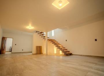 Casa de 4 habitaciones, Benito Juárez · Casa en Renta en Narvarte (250 M²). Recién Remodelada, 3 Recámaras y Loft Independiente de 2 Pisos