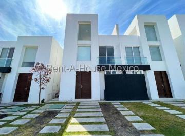 Casa de 3 habitaciones, El Marqués · Zakia - Casa en Renta con Roof - 3 Recamaras