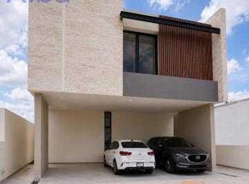 Casa · 240m² · 4 Recámaras · 2 Estacionamientos · Casa Nueva en Punta Arena Zona Punta del Cielo