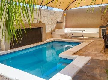 Casa · 306m² · 4 Recámaras · 4 Estacionamientos · Casa en Venta en Cd. Juarez Residencial Vilago