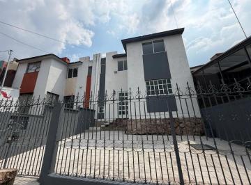 Casa · 140m² · 4 Recámaras · 3 Estacionamientos · Casa - Ciudad Brisa