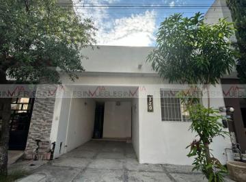 Casa · 124m² · 3 Recámaras · 1 Estacionamiento · Casa en Venta en San Miguel