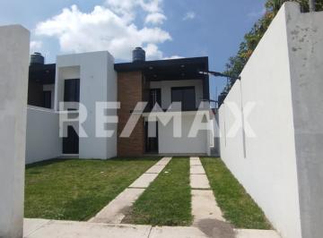 Casa · 112m² · 3 Recámaras · 2 Estacionamientos · Casa en Venta en Morelos, Cuautla