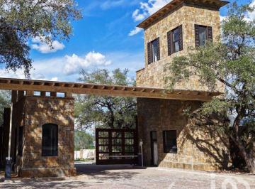 Terreno / Lote · 610m² · Venta de Terreno en Las Alboreas Cañadas
