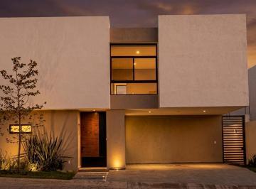 Casa · 344m² · 3 Recámaras · Exclusiva Residencia de Lujo en Renta Lomas del Molino 3