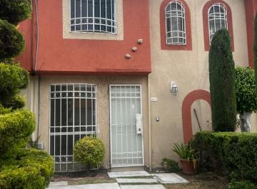 Casa de 2 habitaciones Renta MN 8,500 · Casa en Renta