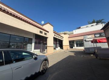 a0e238c980cd84a7c65146762136748e2bc76965410eb79b246c918770b6265a · Venta | Local Comercial 3 Niveles Plaza Jardines