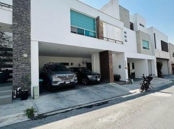 7459e2dfa2fc4a588580c9fc5356c4cd4456bae232a0a9c3705da96be404ffc1 · Casa en Renta en Colinas del Valle con Jardin Extra