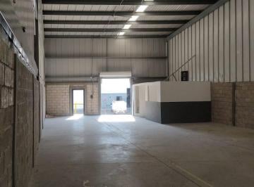 Bodega comercial de 1 habitación, Querétaro · Bodega en Renta de 200 m² en Peñuelas