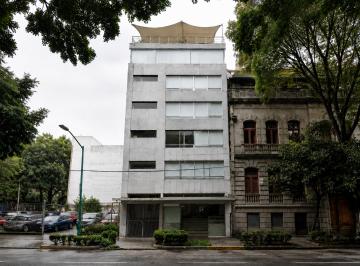 Fachada del edificio · Edificio Corporativo en Renta — Hamburgo 24, Colonia Juárez, Cdmx