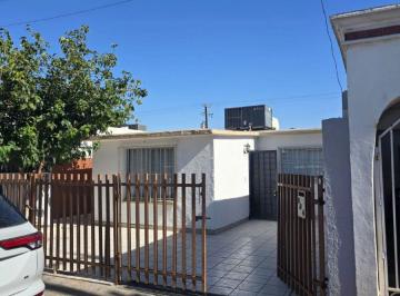 Departamento de 3 habitaciones, Mexicali · Frac. Las Flores Casa de Renta de Una Planta