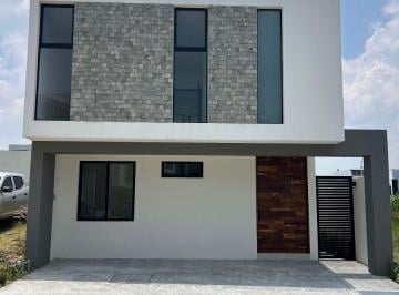 Casa en condominio de 3 habitaciones, Zapopan · Vive con Amplitud, Iluminación y El Clima Ideal en Parques Vallarta