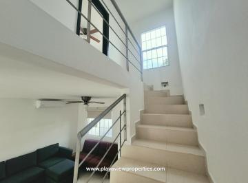 Escaleras hacia las recamaras · Casa en Condominio en Selvanova Residencial