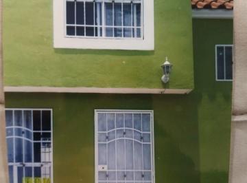 Casa de 2 habitaciones, San Pedro Tlaquepaque · Casa en Venta en Villa Fontana, Tlaquepaque | Libre de Gravamen E Ideal Para Inversión