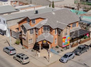 Local comercial · 776m² · - en Venta Propiedad Comercial en Calle Agustin Melgar, Cd Cuauhtemoc, Chih