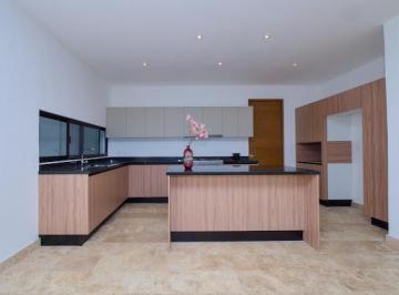 Casa · 271m² · 3 Recámaras · 2 Estacionamientos · Casa en Venta en Residencial Aqua a Estrenar