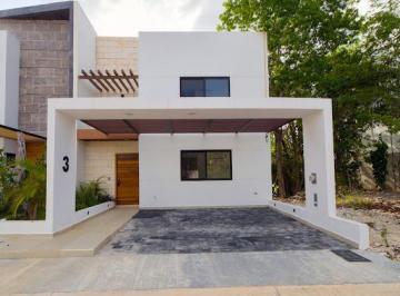 Casa · 160m² · 3 Recámaras · 2 Estacionamientos · Casa en Venta en Residencial Rio a Estrenar