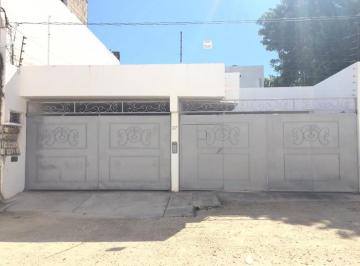 Casa · 219m² · 5 Recámaras · 5 Estacionamientos · Fresno Alamos 2 Son 5 Estudios Conposibilidad de Ampliacion