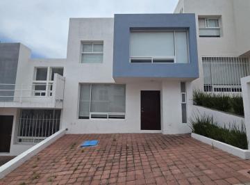 Casa de 4 habitaciones, Corregidora · Casa en Venta en Vista Azul, Los Olvera, Corregidora, Querétaro.